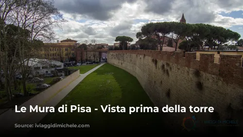 Le Mura di Pisa - Vista prima della torre Piezometrica