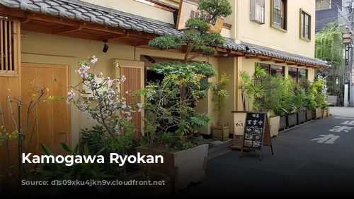 Kamogawa Ryokan