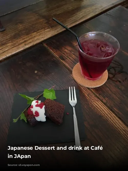 Japanese Dessert and drink at Café Kokopelli in JApan