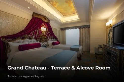 Grand Chateau - Terrace & Alcove Room 