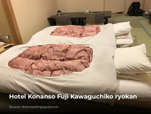 Hotel Konanso Fuji Kawaguchiko ryokan beds