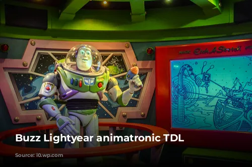 Buzz Lightyear animatronic TDL