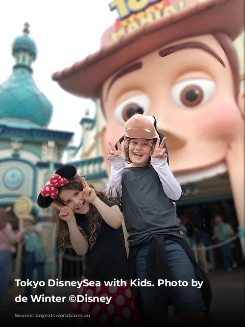 Tokyo DisneySea with Kids. Photo by Aleney de Winter ©Disney